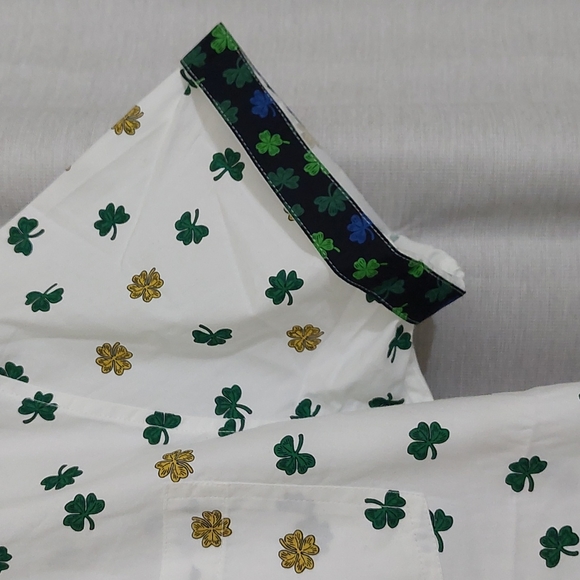NWT!!! Eighth Ave XL Shamrock Buttom Up - Picture 2 of 4